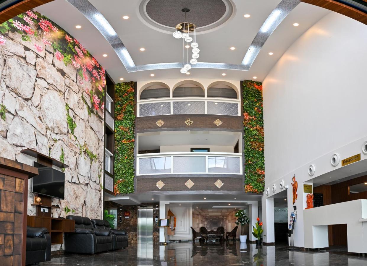Hotel Laxmi Empire GOA Exterior photo